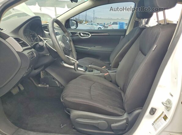 3N1AB7AP6HY318311 2017 NISSAN SENTRA White Вид салону спереду