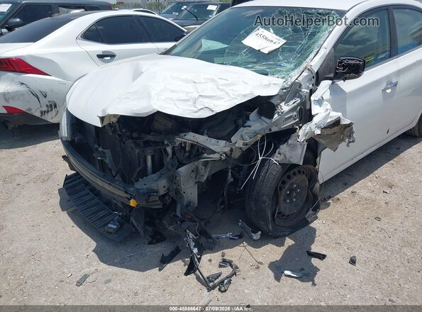 3N1AB7AP6JY201933 2018 NISSAN SENTRA Белый Вид спереди