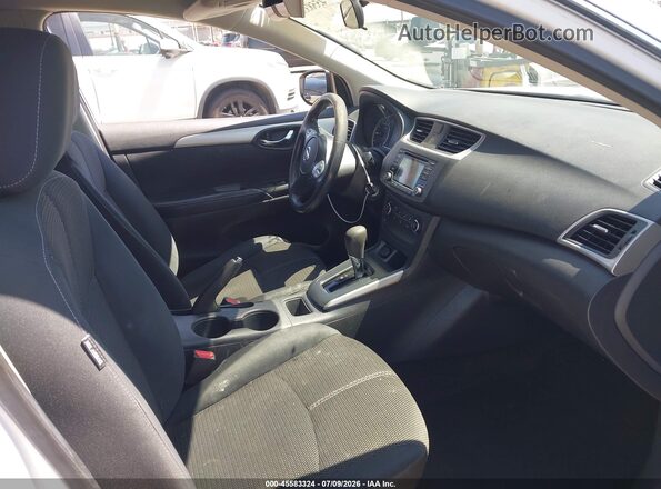 3N1AB7AP6JY204217 2018 NISSAN SENTRA White Widok wnętrza z przodu