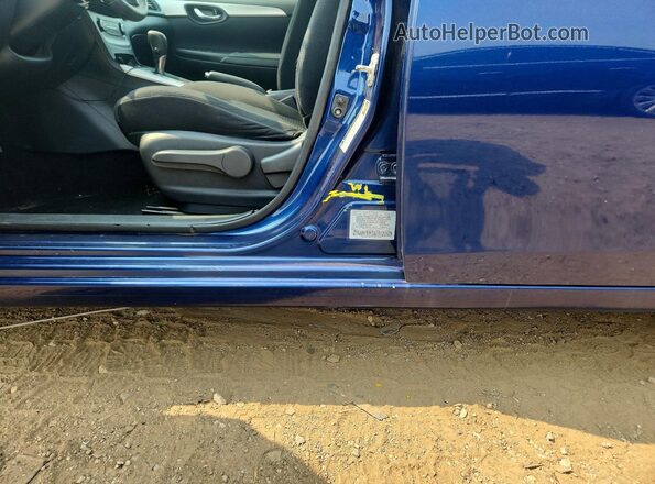 3N1AB7AP6JY217596 2018 NISSAN SENTRA Blue Вид підкапотного простору