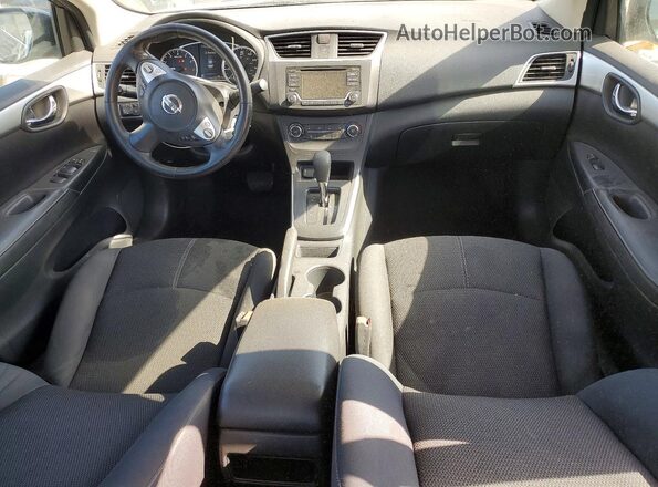 3N1AB7AP6JY226931 2018 NISSAN SENTRA Серый Вид панели приборов