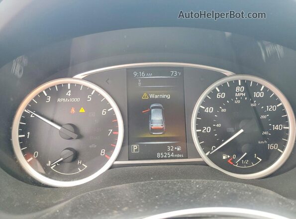 3N1AB7AP6JY256771 2018 NISSAN SENTRA Charcoal ხელსაწყოთა პანელის ხედი