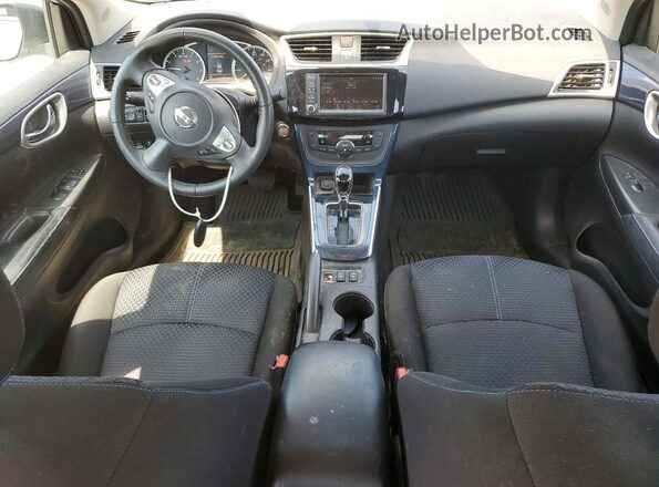 3N1AB7AP6KY211122 2019 NISSAN SENTRA Silver Vista del salpicadero