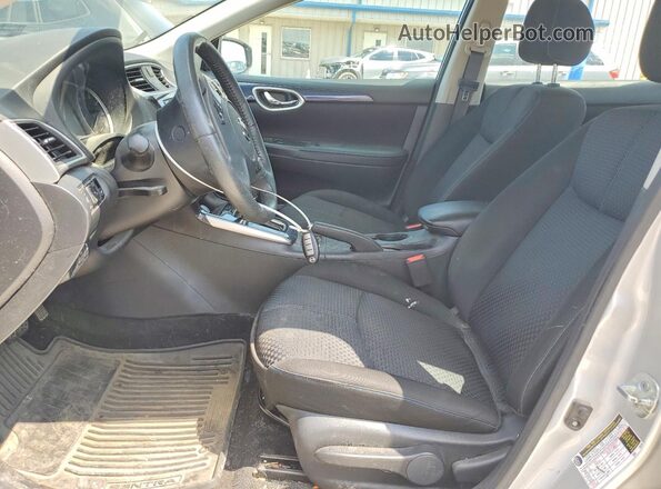 3N1AB7AP6KY211122 2019 NISSAN SENTRA Silver Vista interior delantera