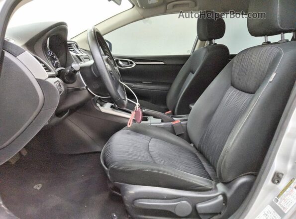 3N1AB7AP6KY295877 2019 NISSAN SENTRA Silver Vista interior delantera