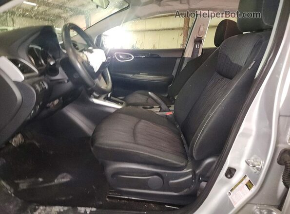 3N1AB7AP6KY325962 2019 NISSAN SENTRA Silver Front interior view