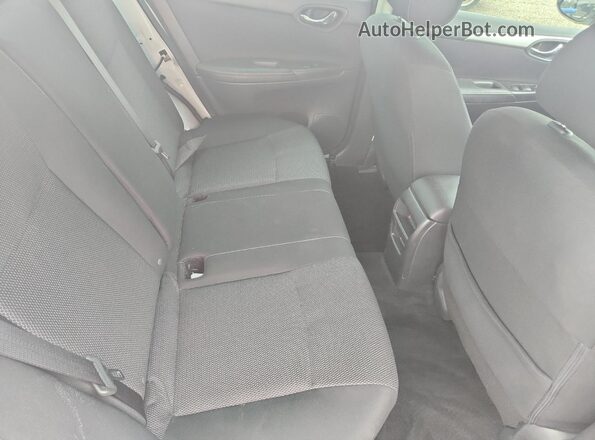 3N1AB7AP6KY436348 2019 NISSAN SENTRA White Widok tylnych siedzeń