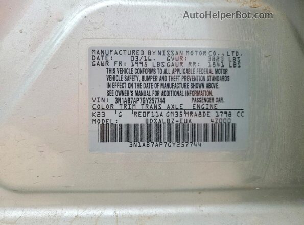 3N1AB7AP7GY257744 2016 NISSAN SENTRA Silver Engine compartment view