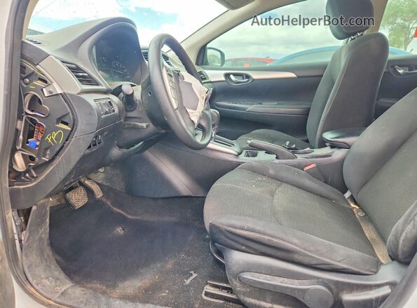 3N1AB7AP7GY277976 2016 NISSAN SENTRA White Front interior view