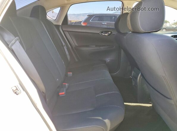 3N1AB7AP7HY210229 2017 NISSAN SENTRA White Vista de los asientos traseros