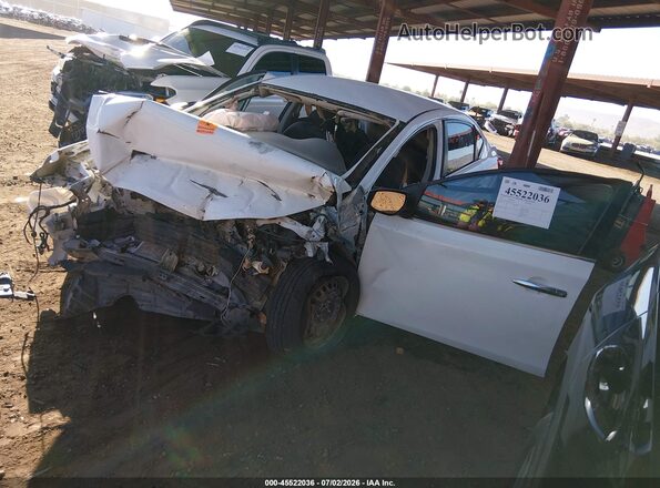 3N1AB7AP7HY253176 2017 NISSAN SENTRA White Przód lewy
