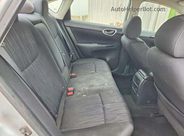 3N1AB7AP7HY273203 2017 NISSAN SENTRA Silver Вид задніх сидінь
