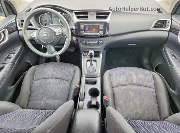 3N1AB7AP7HY273203 2017 NISSAN SENTRA Silver Вид панелі приладів