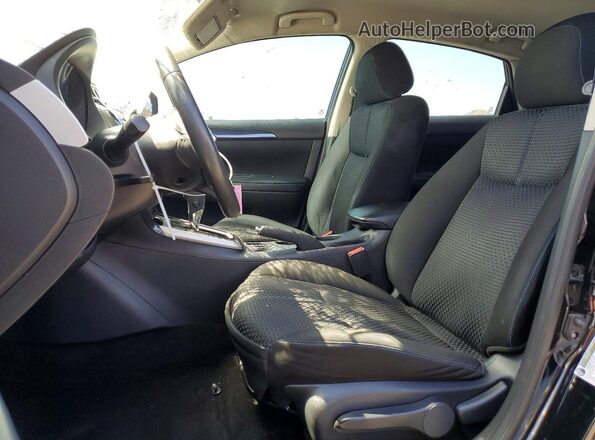 3N1AB7AP7JY236870 2018 NISSAN SENTRA Черный Вид салона спереди