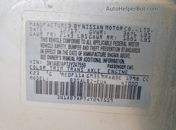 3N1AB7AP7JY247559 2018 NISSAN SENTRA Silver Widok komory silnika