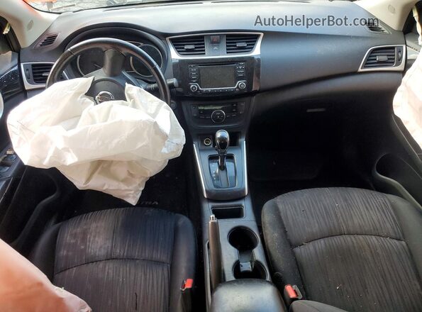 3N1AB7AP7JY296566 2018 NISSAN SENTRA Red Dashboard view