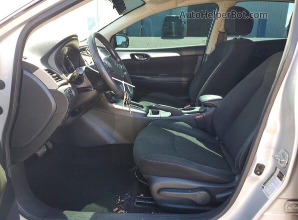 3N1AB7AP7JY301992 2018 NISSAN SENTRA Gray Սալոնի դիմացի տեսք
