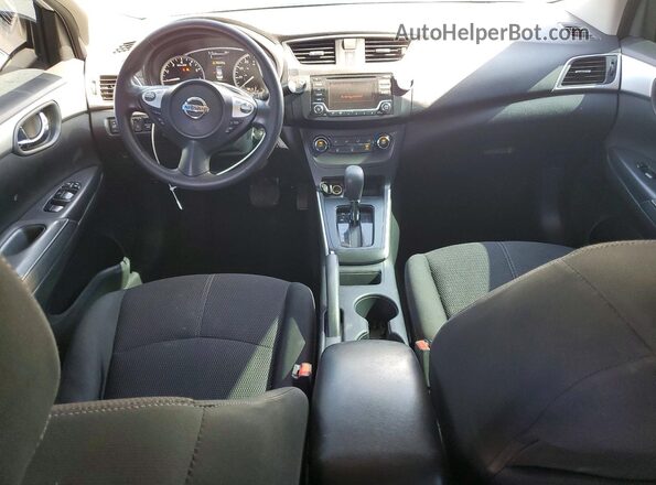 3N1AB7AP7JY301992 2018 NISSAN SENTRA Gray Առջևի վահանակի տեսք