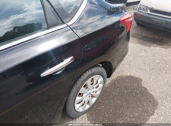 3N1AB7AP7JY324267 2018 NISSAN SENTRA Черный Вид спереди