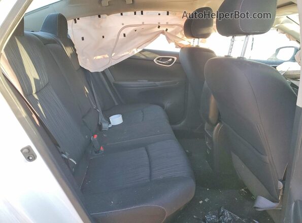 3N1AB7AP7KY218774 2019 NISSAN SENTRA White Rear seats view