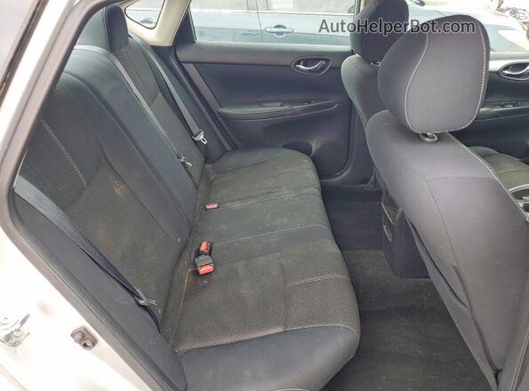 3N1AB7AP8GY226650 2016 NISSAN SENTRA Серебряный Вид задних сидений