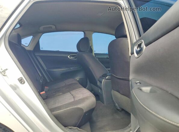 3N1AB7AP8HL694070 2017 NISSAN SENTRA Серебряный Вид задних сидений