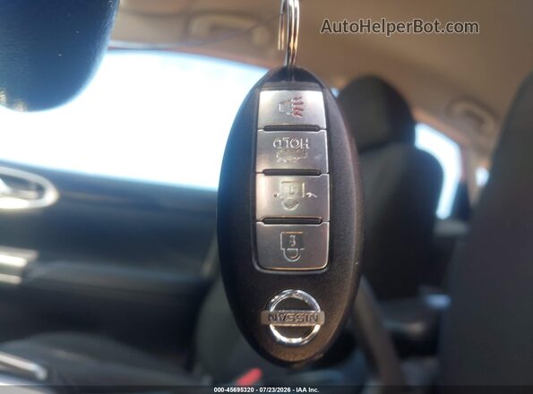 3N1AB7AP8HY206433 2017 NISSAN SENTRA Silver Vista del salpicadero