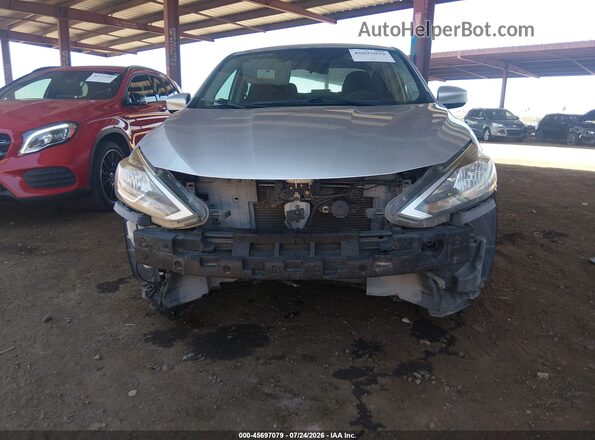 3N1AB7AP8HY226049 2017 NISSAN SENTRA Silver Widok z przodu