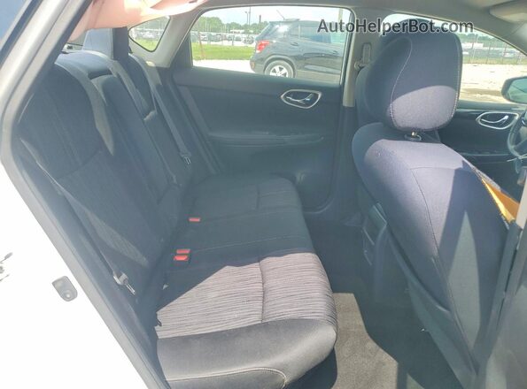 3N1AB7AP8HY239464 2017 NISSAN SENTRA White Հետևի նստատեղերի տեսք