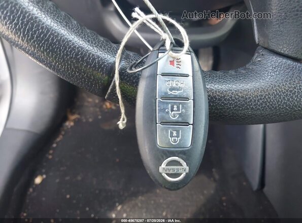 3N1AB7AP8HY255275 2017 NISSAN SENTRA Silver Вид панелі приладів