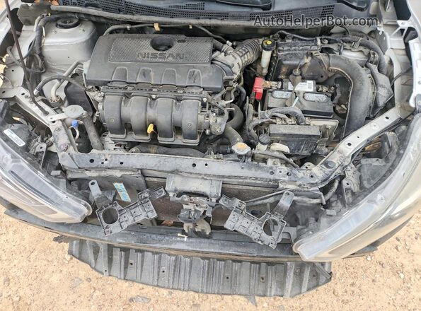 3N1AB7AP8HY332971 2017 NISSAN SENTRA Silver Вид задньої частини салону