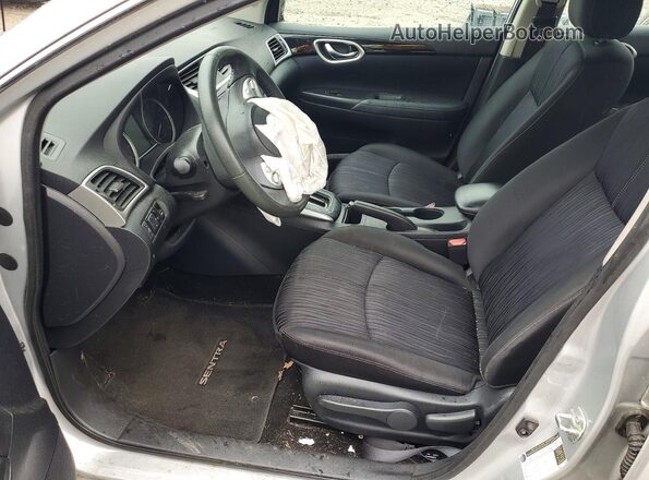 3N1AB7AP8HY354811 2017 NISSAN SENTRA Silver წინა სალონის ხედი