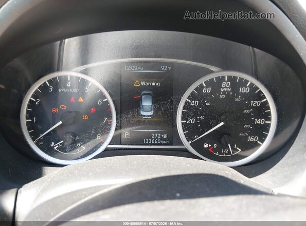 3N1AB7AP8HY359538 2017 NISSAN SENTRA Blue Rear seats view