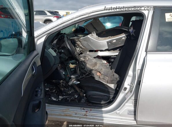 3N1AB7AP8HY400041 2017 NISSAN SENTRA Silver Vista interior delantera