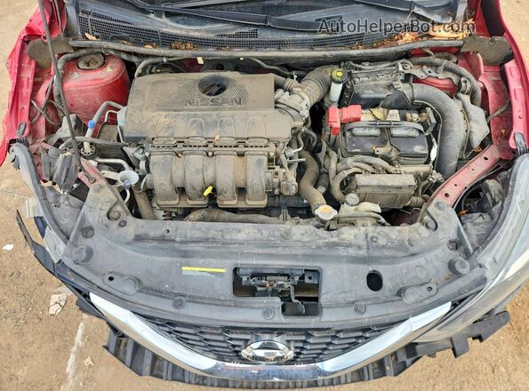 3N1AB7AP8JL616880 2018 NISSAN SENTRA Red Widok wnętrza z tyłu