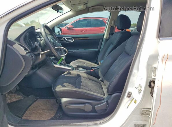 3N1AB7AP8JL626406 2018 NISSAN SENTRA White Вид салону спереду