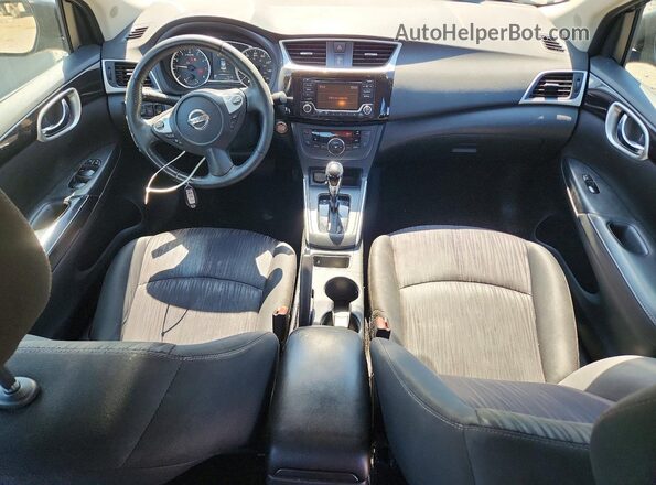 3N1AB7AP8JL651662 2018 NISSAN SENTRA Blue Vista del salpicadero