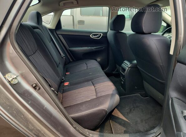 3N1AB7AP8JY266458 2018 NISSAN SENTRA Gray უკანა სავარძლების ხედი