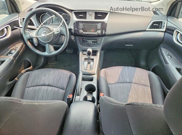 3N1AB7AP8JY266458 2018 NISSAN SENTRA Gray წინა პანელის ხედი