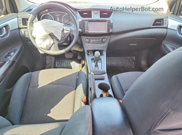 3N1AB7AP8KY290857 2019 NISSAN SENTRA White Widok deski rozdzielczej