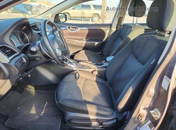 3N1AB7AP8KY304160 2019 NISSAN SENTRA Gray Front interior view