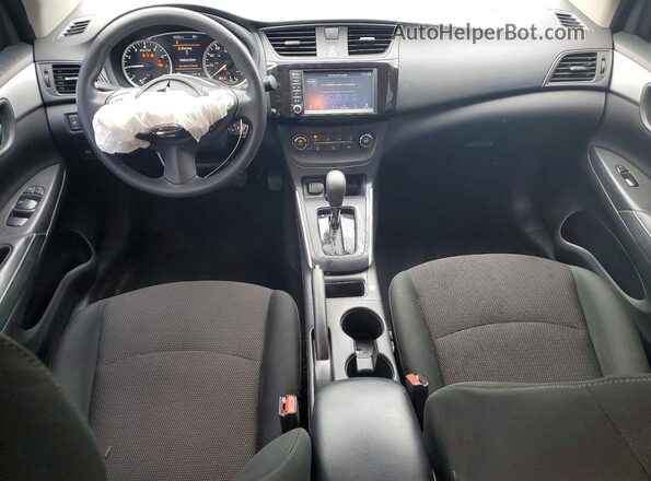 3N1AB7AP8KY338650 2019 NISSAN SENTRA Gray Widok deski rozdzielczej