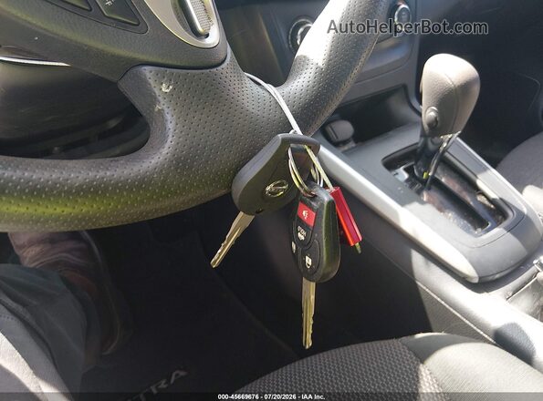 3N1AB7AP8KY443074 2019 NISSAN SENTRA Blue Widok deski rozdzielczej