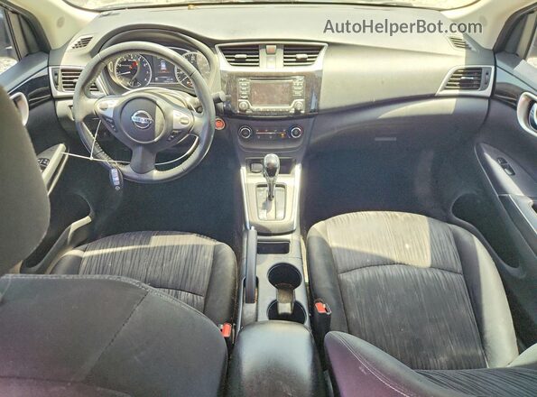 3N1AB7AP9HY285806 2017 NISSAN SENTRA Blue Dashboard view