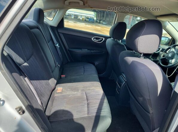 3N1AB7AP9HY350783 2017 NISSAN SENTRA Silver Հետևի նստատեղերի տեսք
