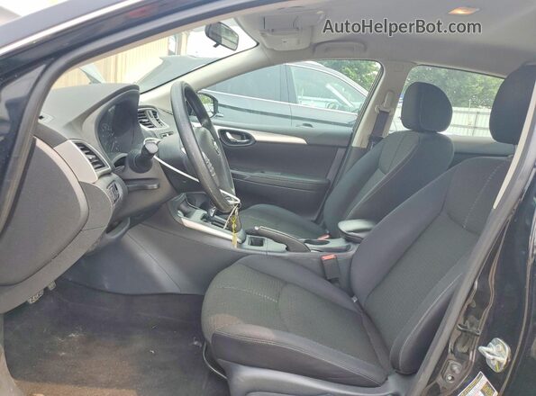 3N1AB7AP9HY365705 2017 NISSAN SENTRA Черный Вид салона спереди