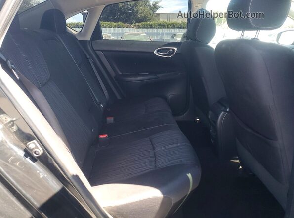 3N1AB7AP9JL627807 2018 NISSAN SENTRA Black Widok tylnych siedzeń