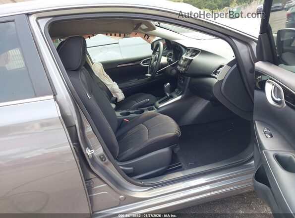 3N1AB7AP9JY213686 2018 NISSAN SENTRA Gray Սալոնի դիմացի տեսք