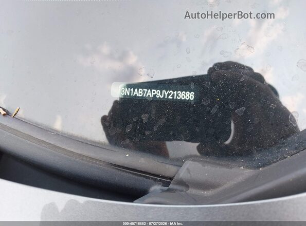 3N1AB7AP9JY213686 2018 NISSAN SENTRA Gray Շարժիչի բաժամունքի տեսք