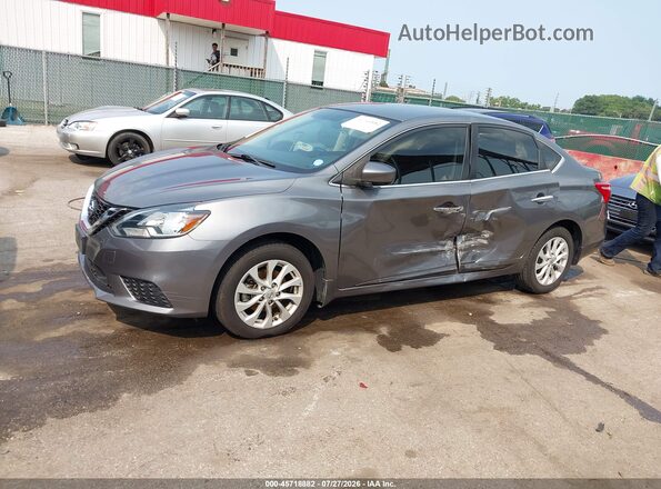 3N1AB7AP9JY213686 2018 NISSAN SENTRA Gray Դիմացի տեսք